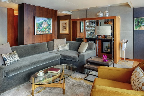 Crystal Cruises, Crystal Symphony Crystal Penthouse Suite 3.jpg